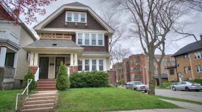 Building Photo - 2977 N Murray Ave