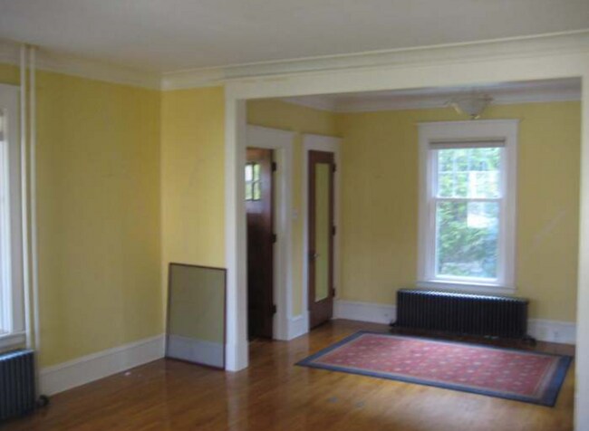 Building Photo - 515 Bluff Ave