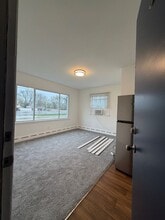 Building Photo - 22715 Martin Rd