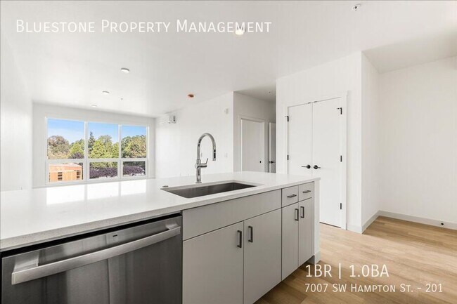 Foto del edificio - Newly Reduced Rent + 1 Month Free With 15 ...