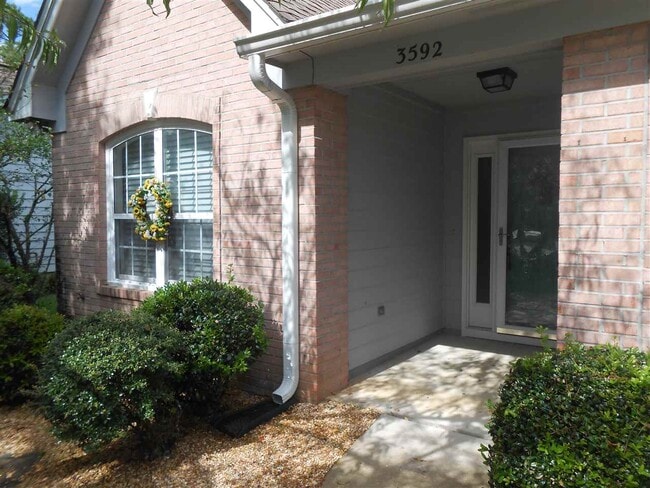Building Photo - 3592 Wexford Ct