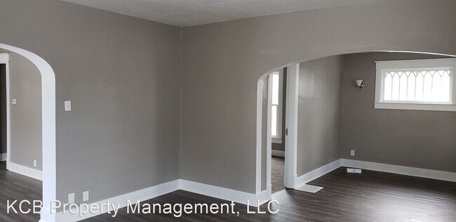 Building Photo - 1106 S Buckeye St