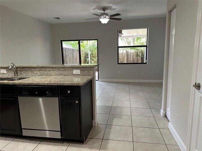 Building Photo - 15109 SW 113th Terrace