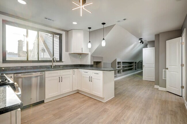 Foto del edificio - 2525 W Haddon Ave