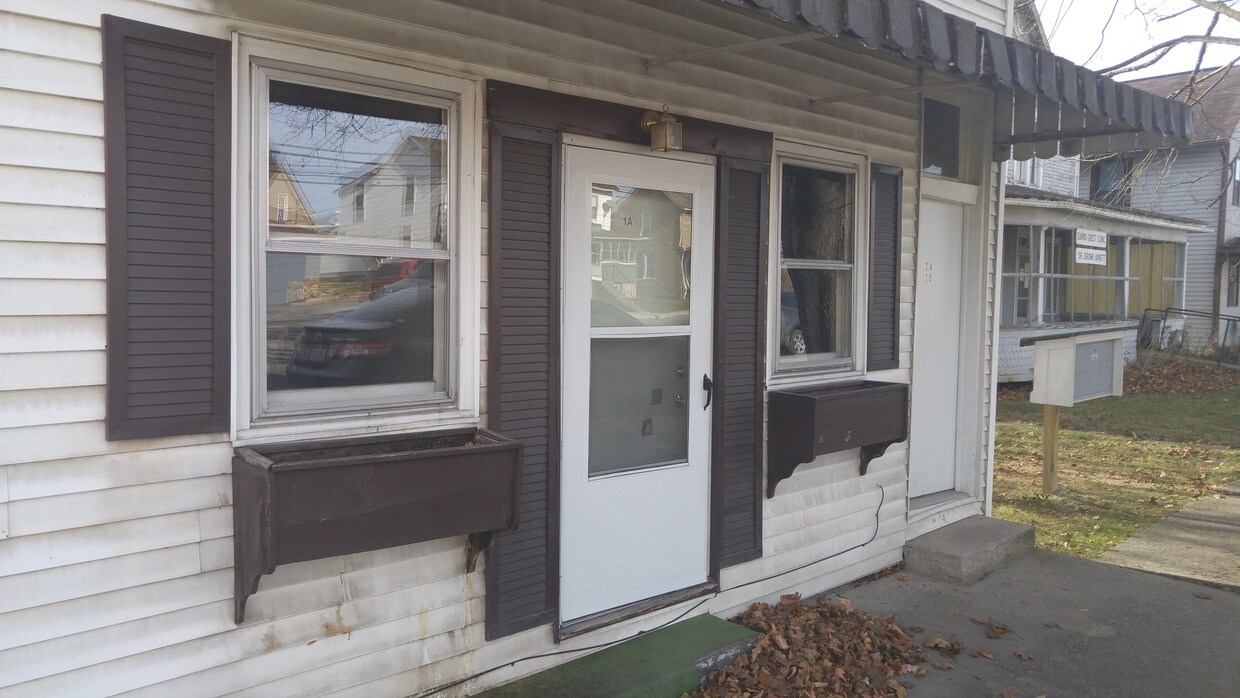 Primary Photo - 601 North Ave