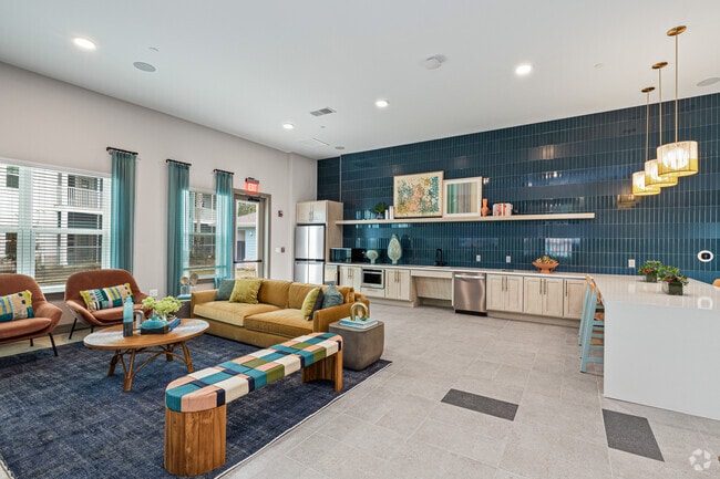 Clubhouse Lounge - Jewel at Santa Rosa Beach