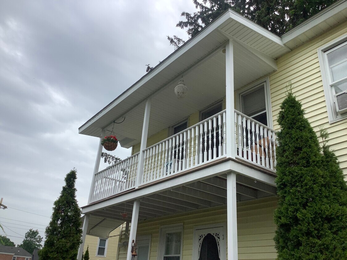 133 Nelson Ave, Saratoga Springs, NY 12866 Apartments 133 Nelson Ave