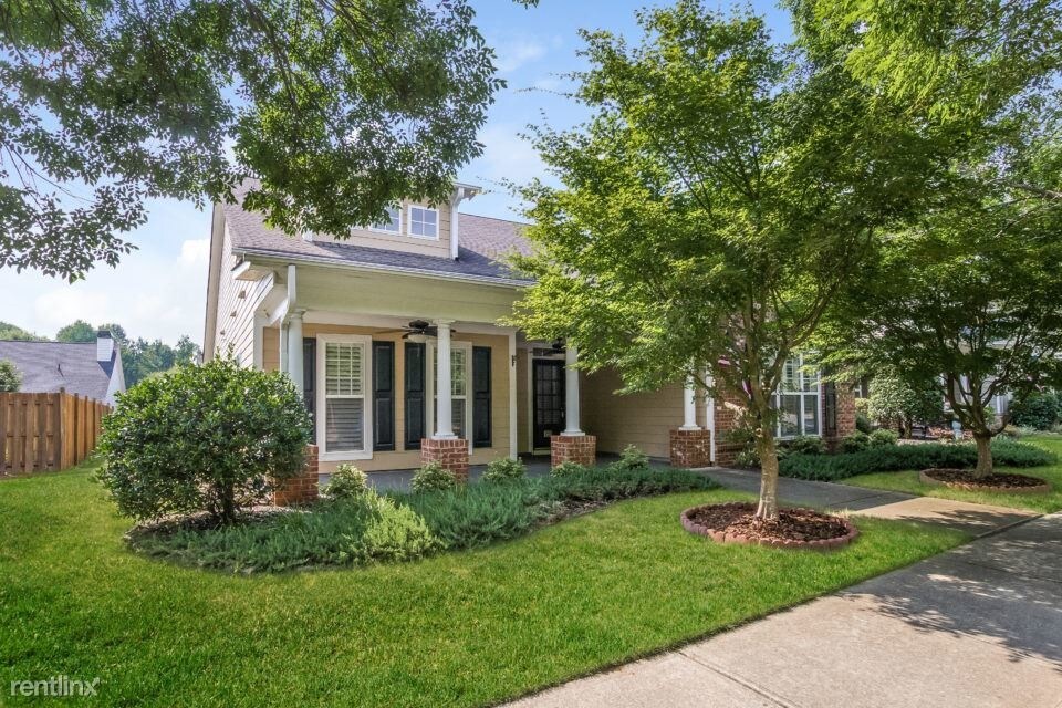 Primary Photo - 3614 Silver Springs Way SW