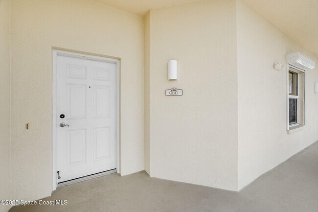 Building Photo - 134 Starboard Ln