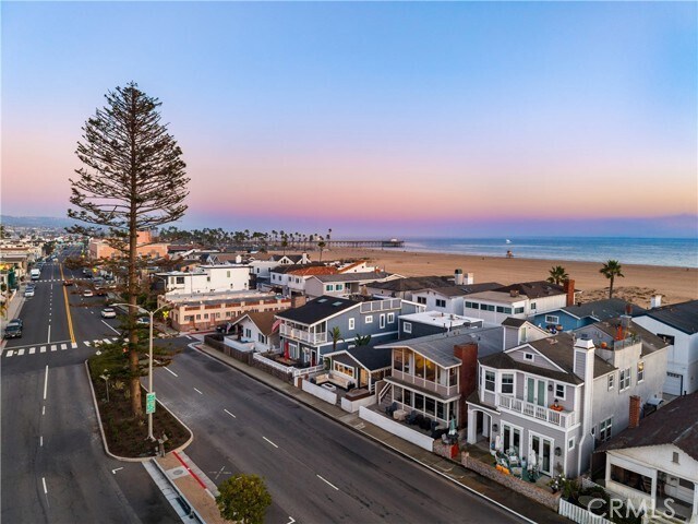 Foto del edificio - 121 E Balboa Blvd