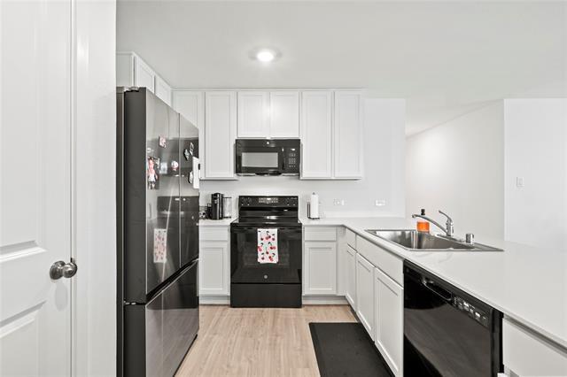 Building Photo - 1101 Pere David Dr