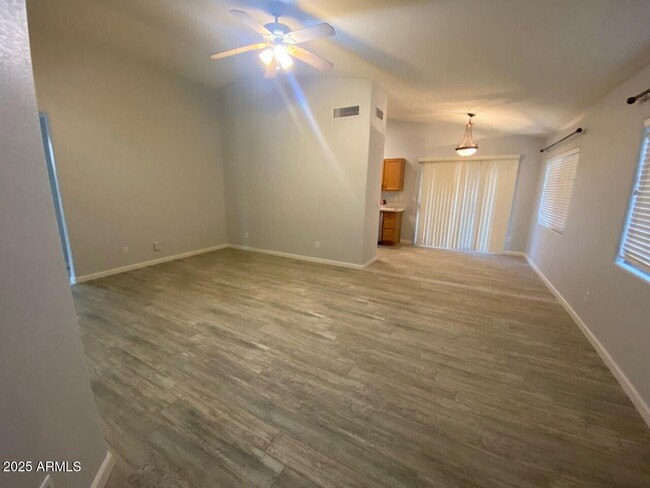 Building Photo - 6612 W Whispering Wind Dr