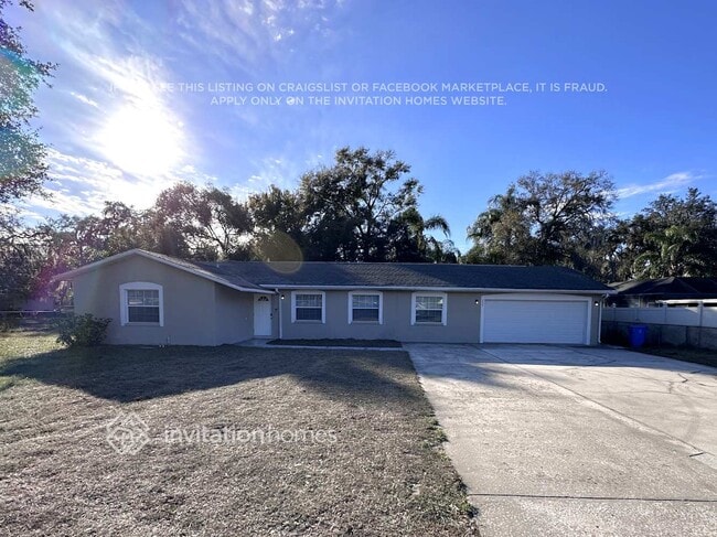 Building Photo - 205 S Kingsway Rd