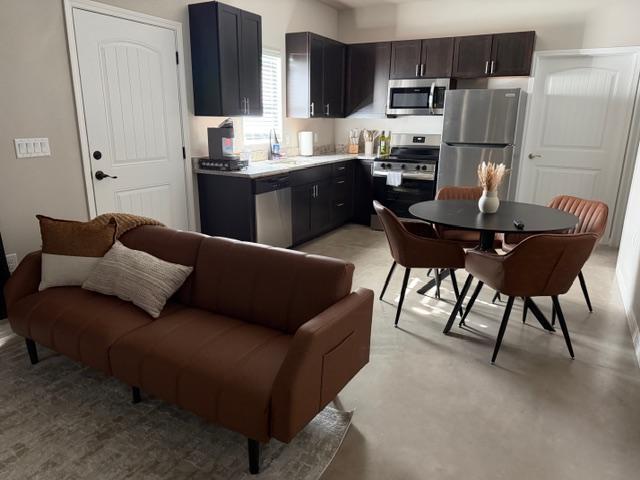 Foto del edificio - 708 West St