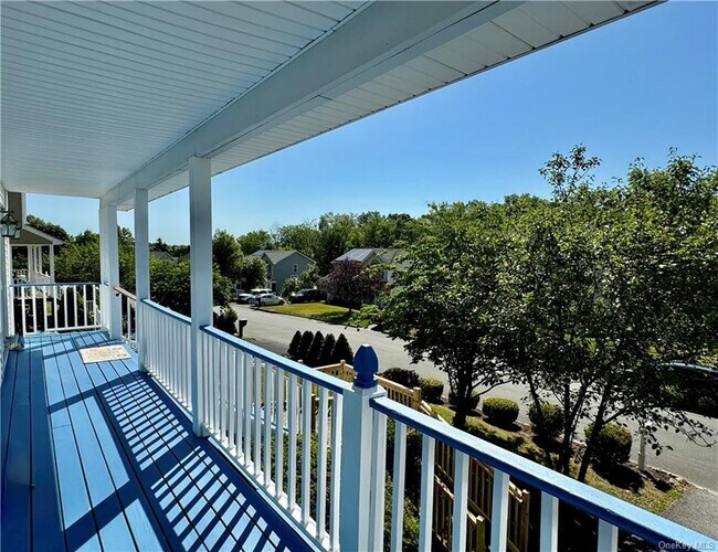 Foto del edificio - 56 Walnut Ln