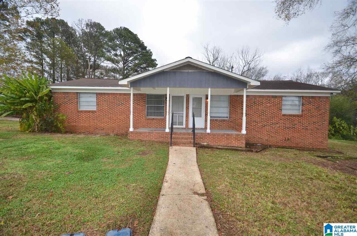 Foto principal - 151 2nd St SE