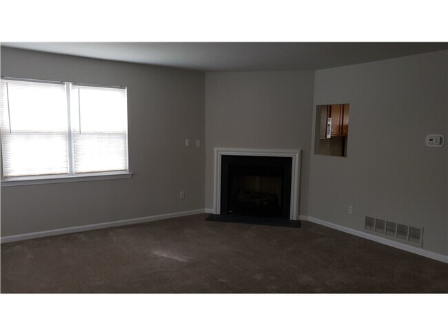 Building Photo - 21 Saddle Ridge Ct