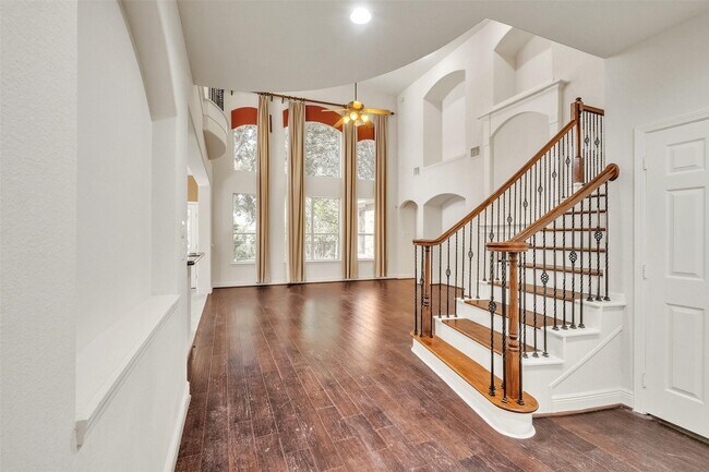 Foto del edificio - 5303 Riverstone Crossing Dr