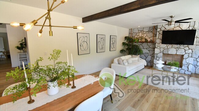 Foto del edificio - Mission Hills Living |Prime Central Location | Minutes to Freeways