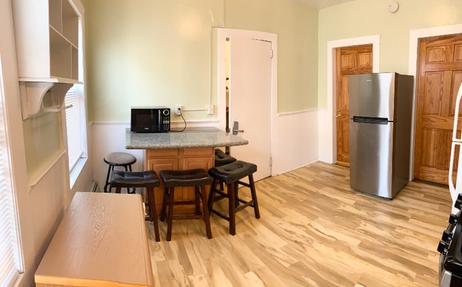 Photo - 85 Vinton St Apartment