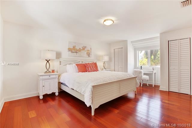 Foto del edificio - 257 N Coconut Ln