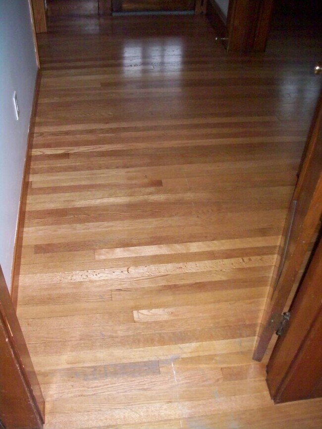 Foto del edificio - 51-53 Westford Circle