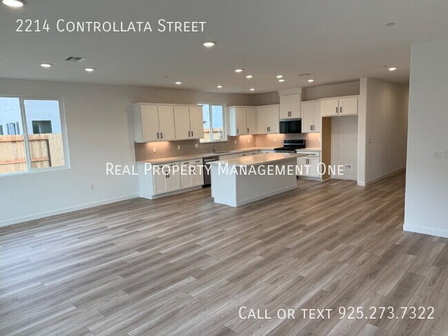 Foto del edificio - 2214 Controllata St