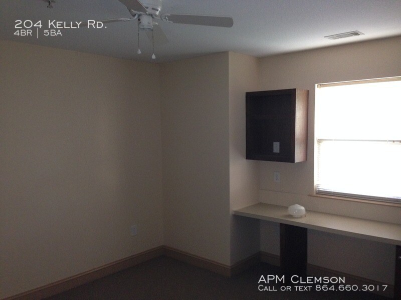 Primary Photo - Crawford Falls Townhome