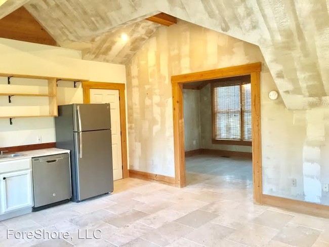 Building Photo - 1 br, 1 bath House - 74 Rose Dhu Creek