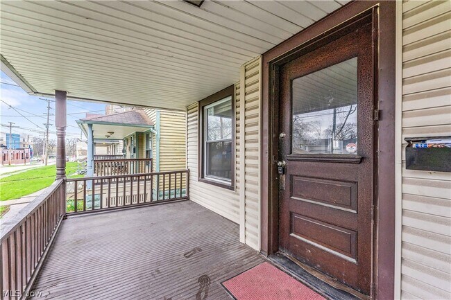 Foto del edificio - 3103 Bradwell Ave