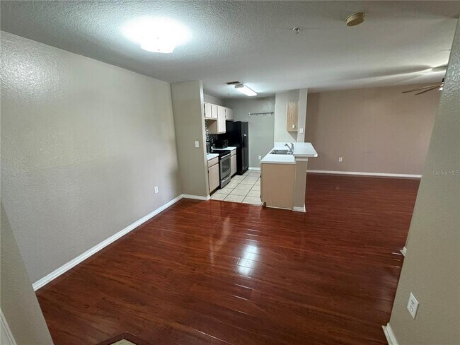 Foto del edificio - 5455 Vineland Rd