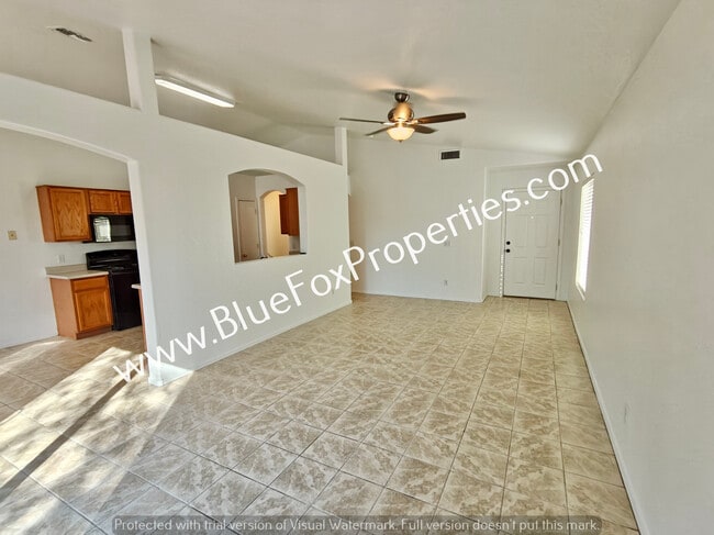 Building Photo - 7939 W Mural Hill Dr