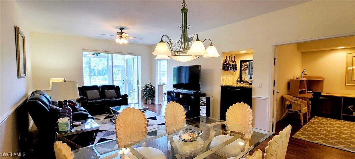 Foto del edificio - 26190 Clarkston Dr