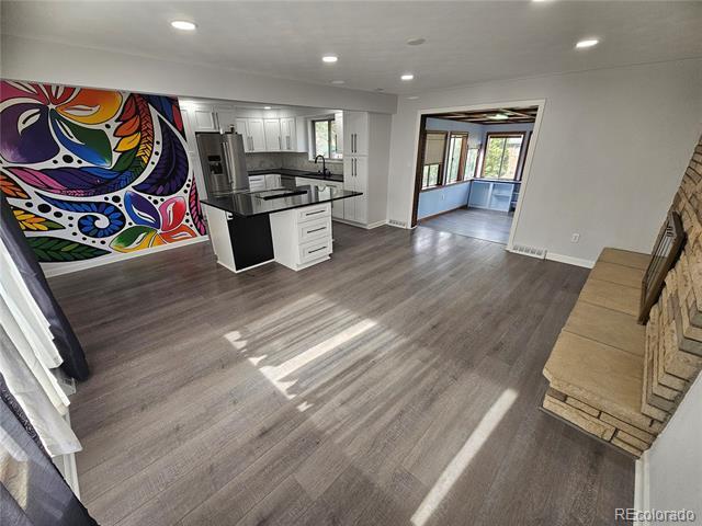 Foto del edificio - 8947 Rutgers St