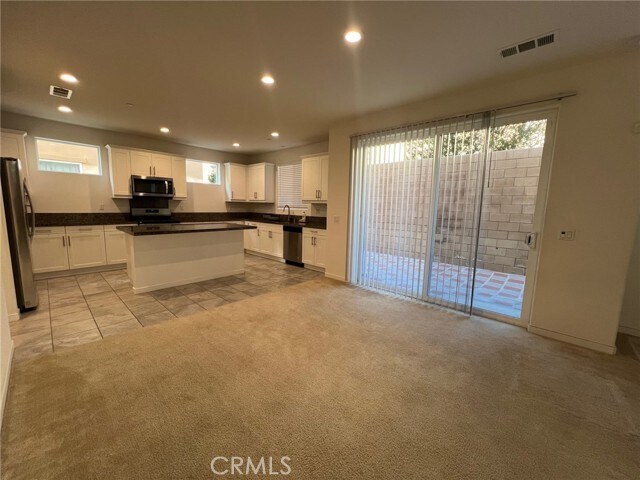 Foto del edificio - 6986 Silverado St