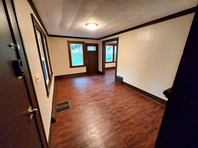 Foto del edificio - Welcome to your new home! 2 bed 1 bath single family house