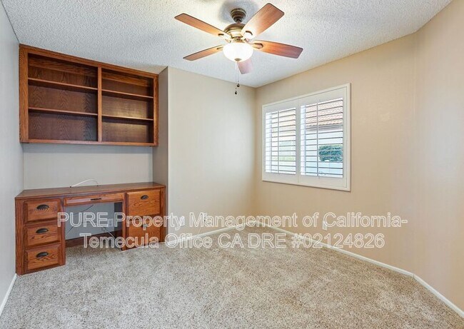 Foto del edificio - 28101 Orangegrove Ave