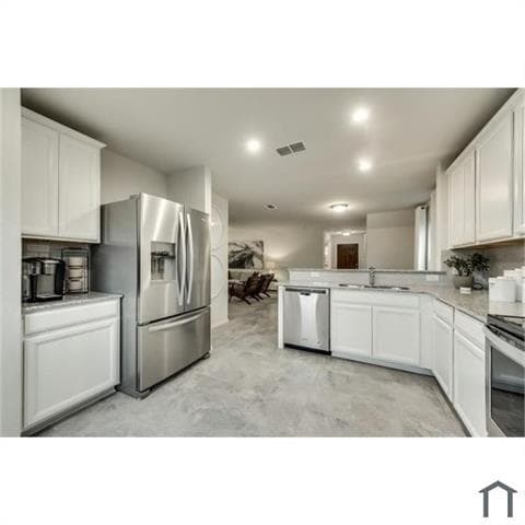 Building Photo - 1329 Rosenberg Dr