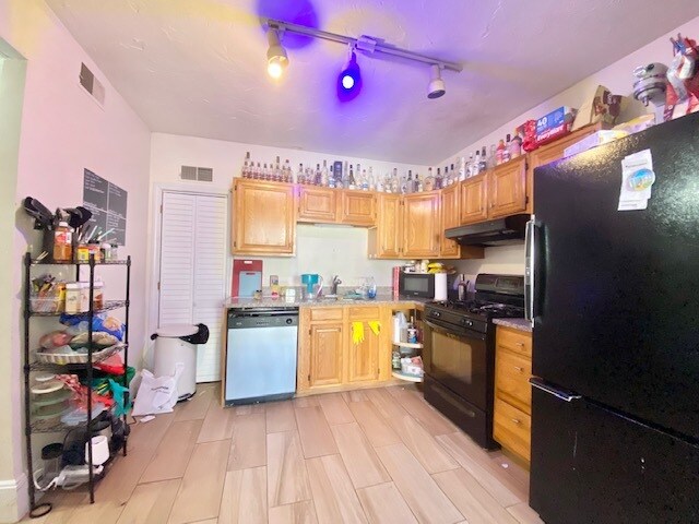 Foto del edificio - 880 Huntington Ave