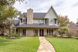 Building Photo - 14206 Blazey Dr