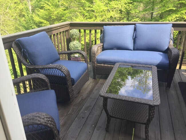 Building Photo - 144 Scenic Harpeth Dr