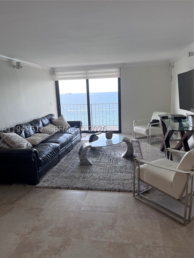 Foto del edificio - 2625 Collins Ave