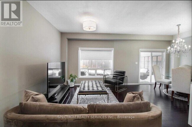 Photo du bâtiment - 20 Pisa Dr