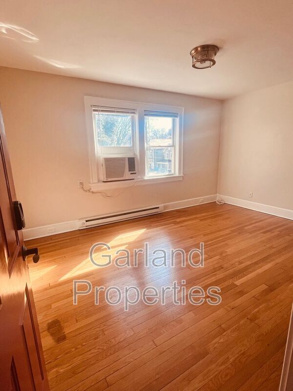 301 Gilmer Ave NW Unit NW 201, Roanoke, VA 24016 Condo for Rent in