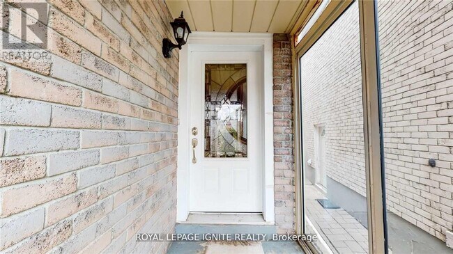 Building Photo - 11 James Edward Dr