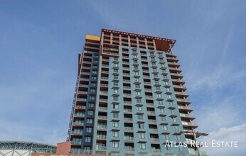 Building Photo - 310 S 4th St