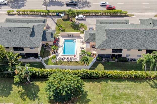 Foto del edificio - 1429 Cape Coral Pkwy W