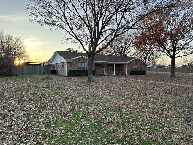 Building Photo - For Rent: 3 bedroom 2 bath with a pool and...