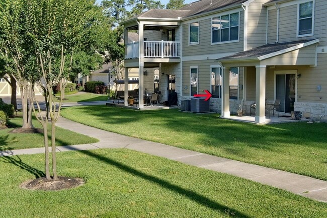 Building Photo - 13600 Breton Ridge St