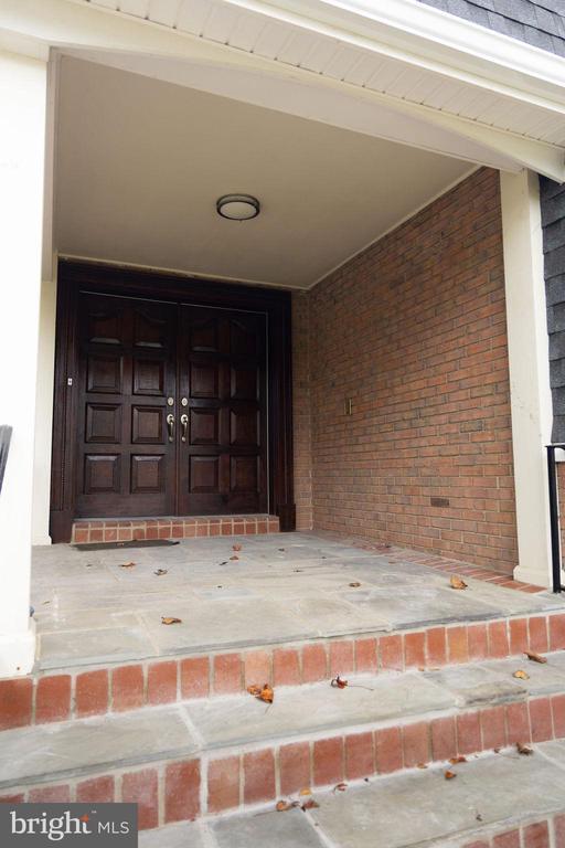 Primary Photo - 1212 Forestwood Dr